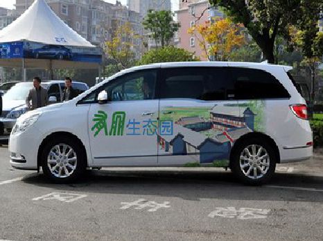 玉山户外车贴喷绘如何保持效果?